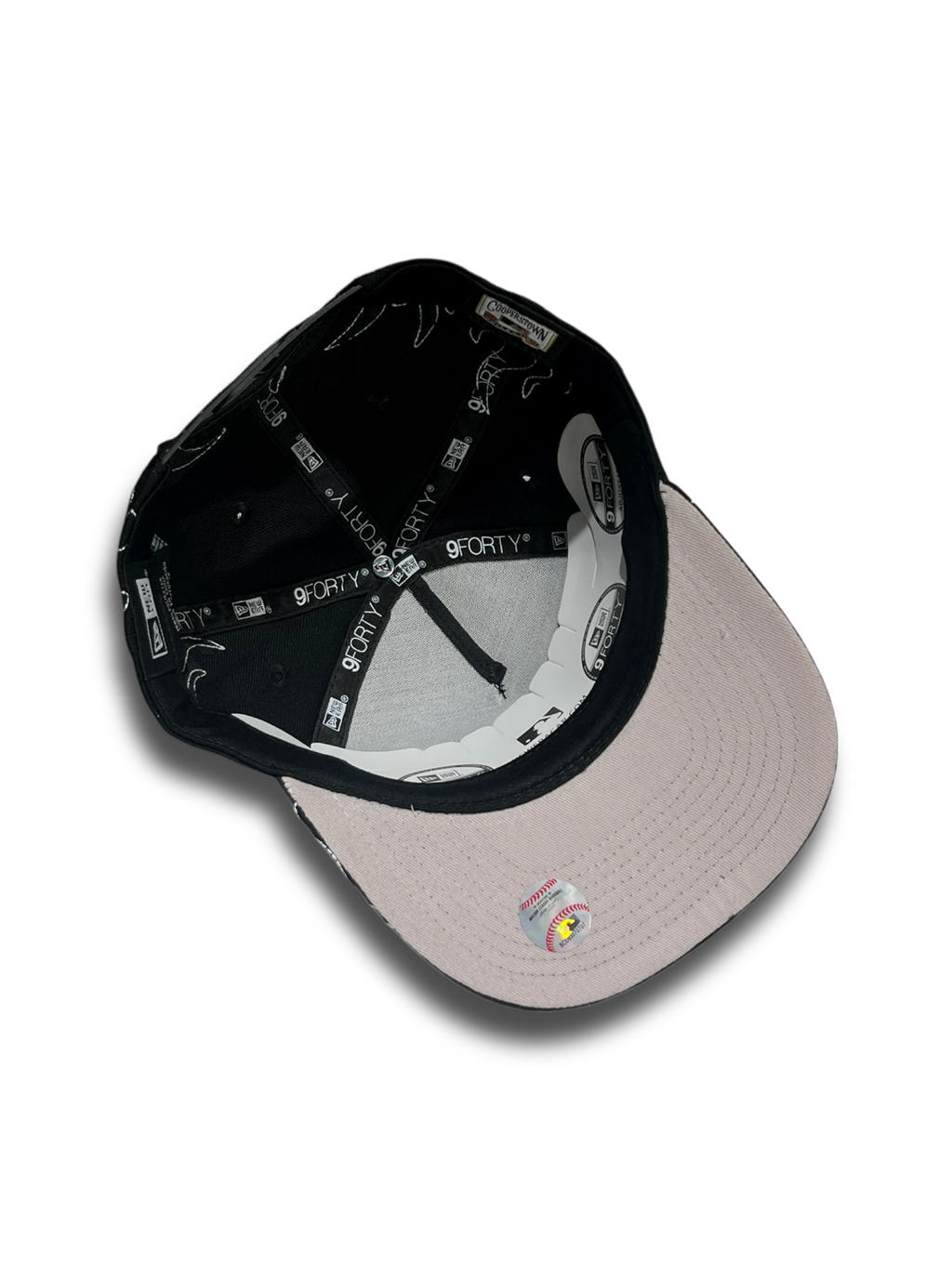 NEW YORK “FLAMES OUTLINE” BLACK